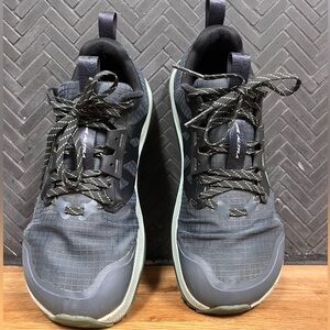 Altra Lone Peak 9